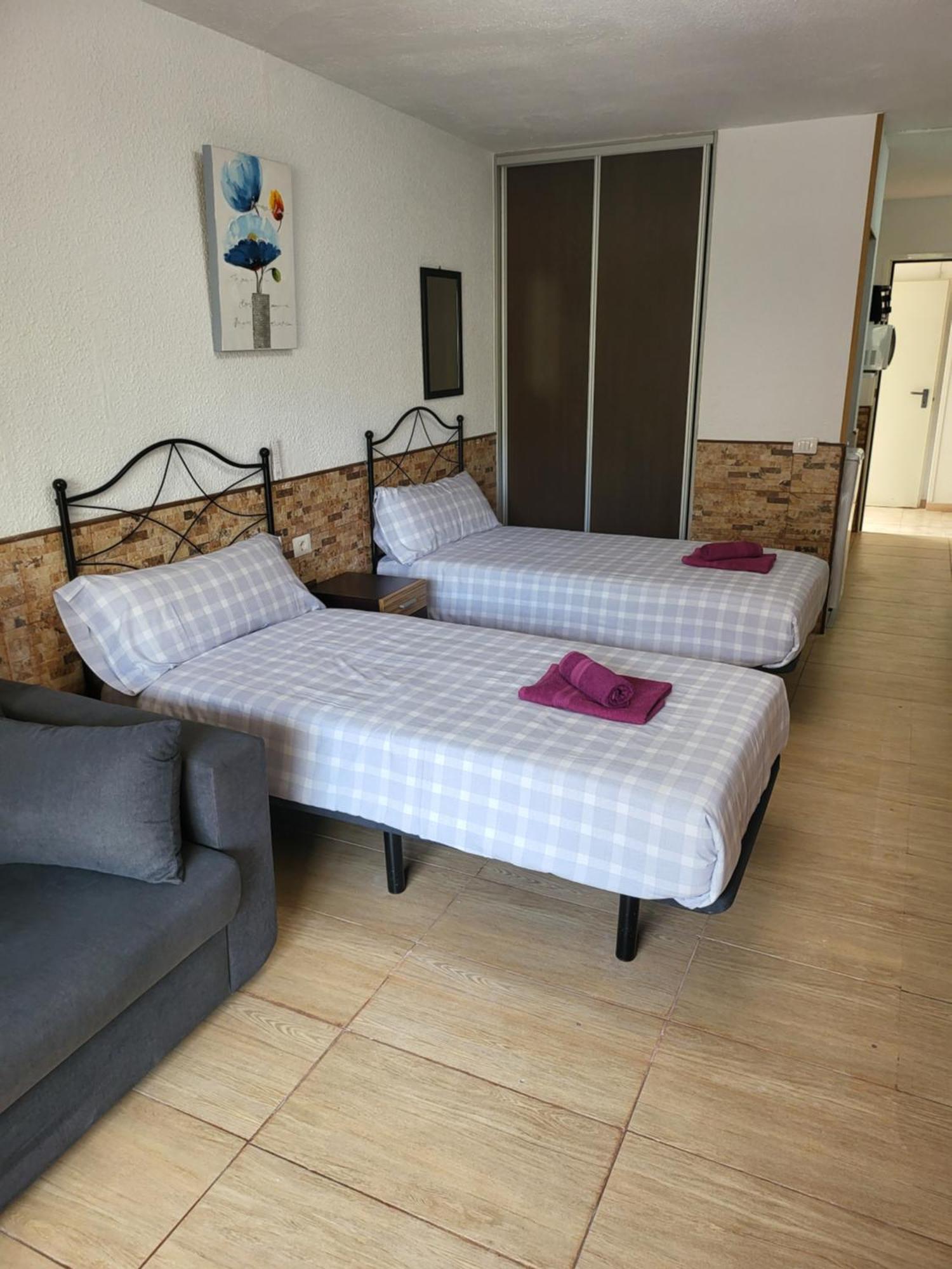 Tropic Apartments En Castle Harbour Los Cristianos  Buitenkant foto