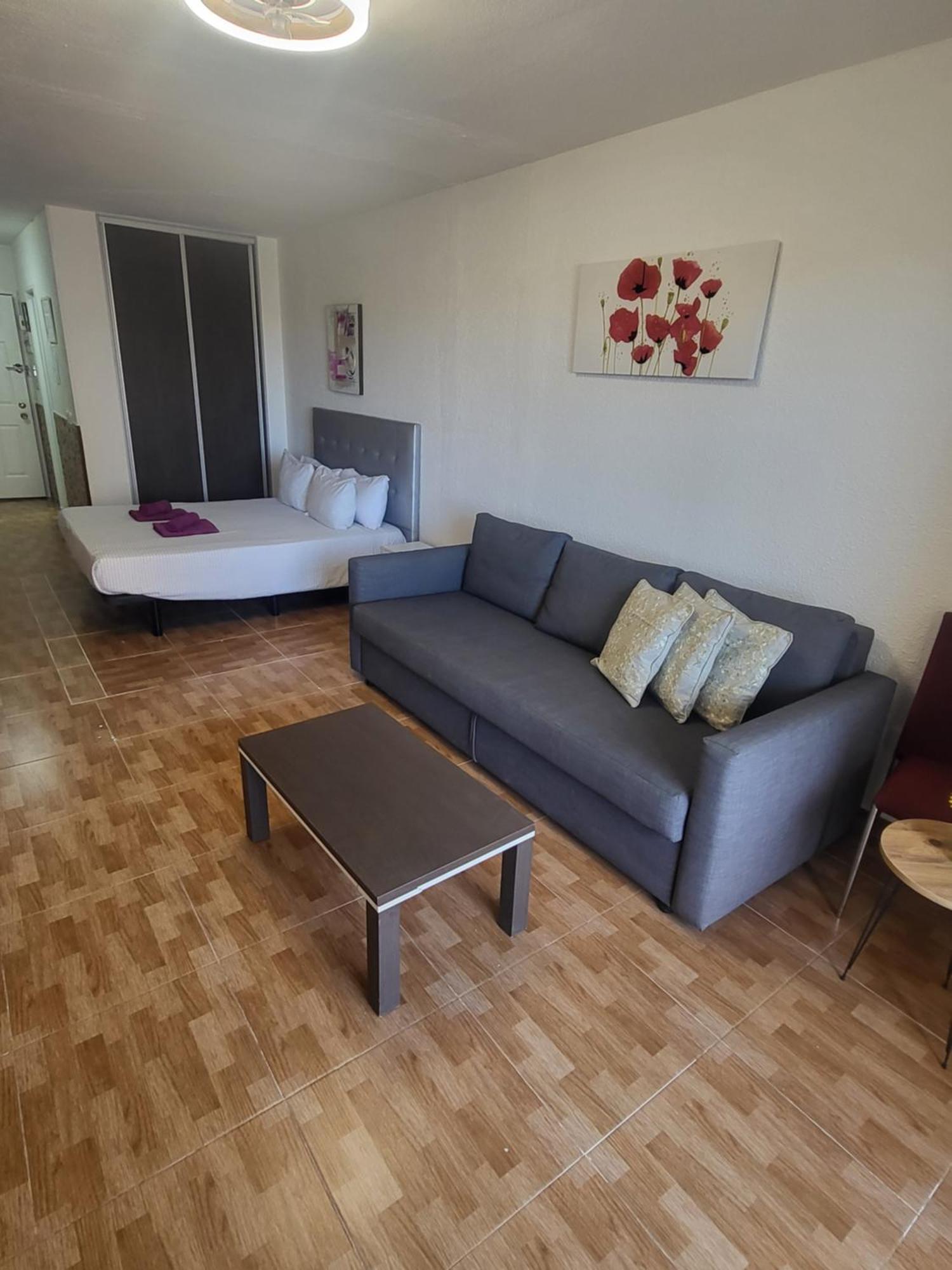 Tropic Apartments En Castle Harbour Los Cristianos  Buitenkant foto