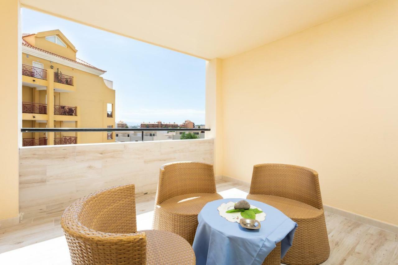 Tropic Apartments En Castle Harbour Los Cristianos  Buitenkant foto